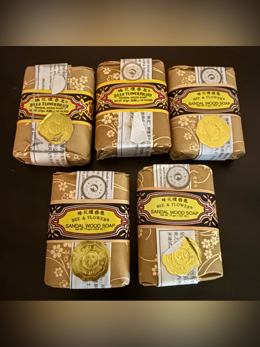 Bee & Flower Sandalwood Soap Set of 5 Bars 75g Each Vintage Wrapped Bath Soap - Picture 3 of 3